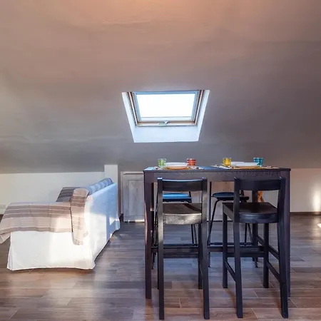 La Soffitta Dei Sogni 010059-lt-2481 Апартаменты *