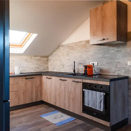 Apartment La Soffitta Dei Sogni 010059-lt-2481 Sestri Levante